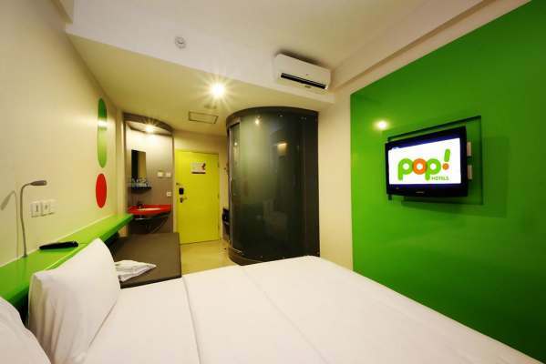 Pop! Hotel Airport Jakarta Tangerang Exteriör bild